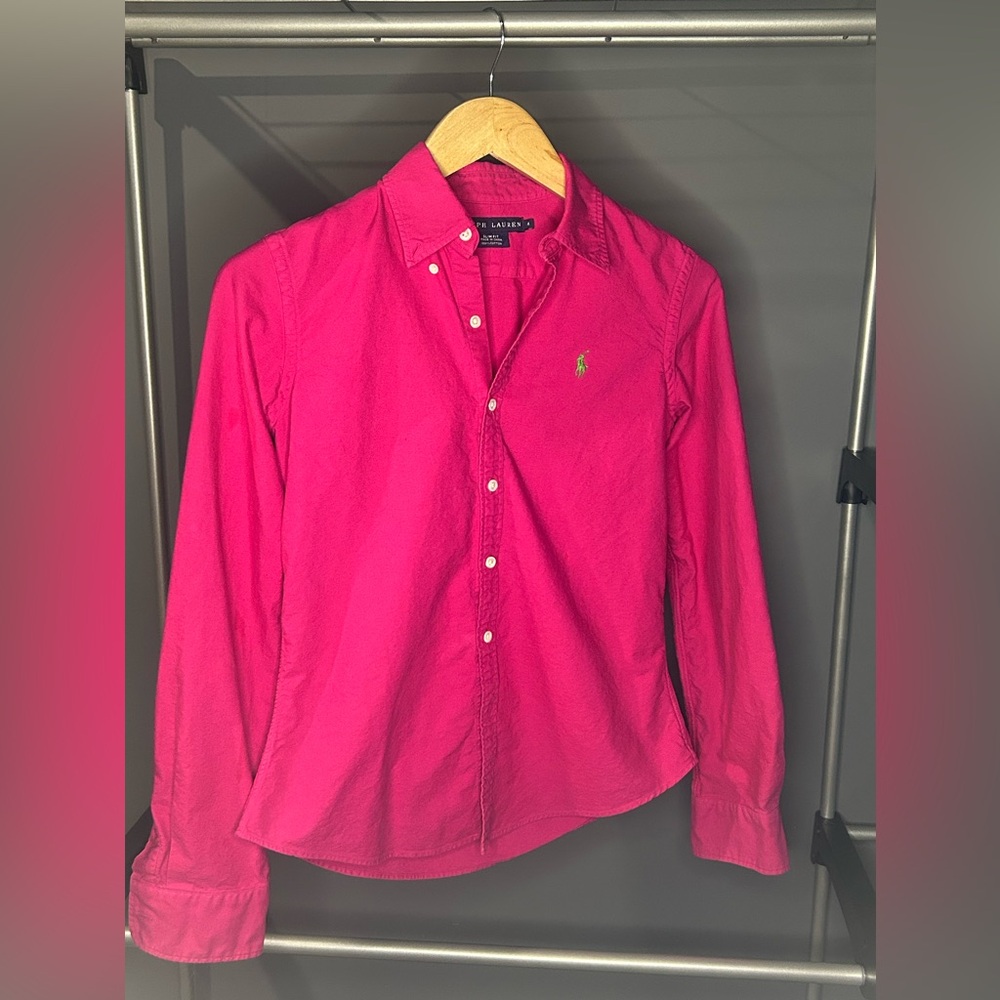 Ralph Lauren button down women’s shirt.